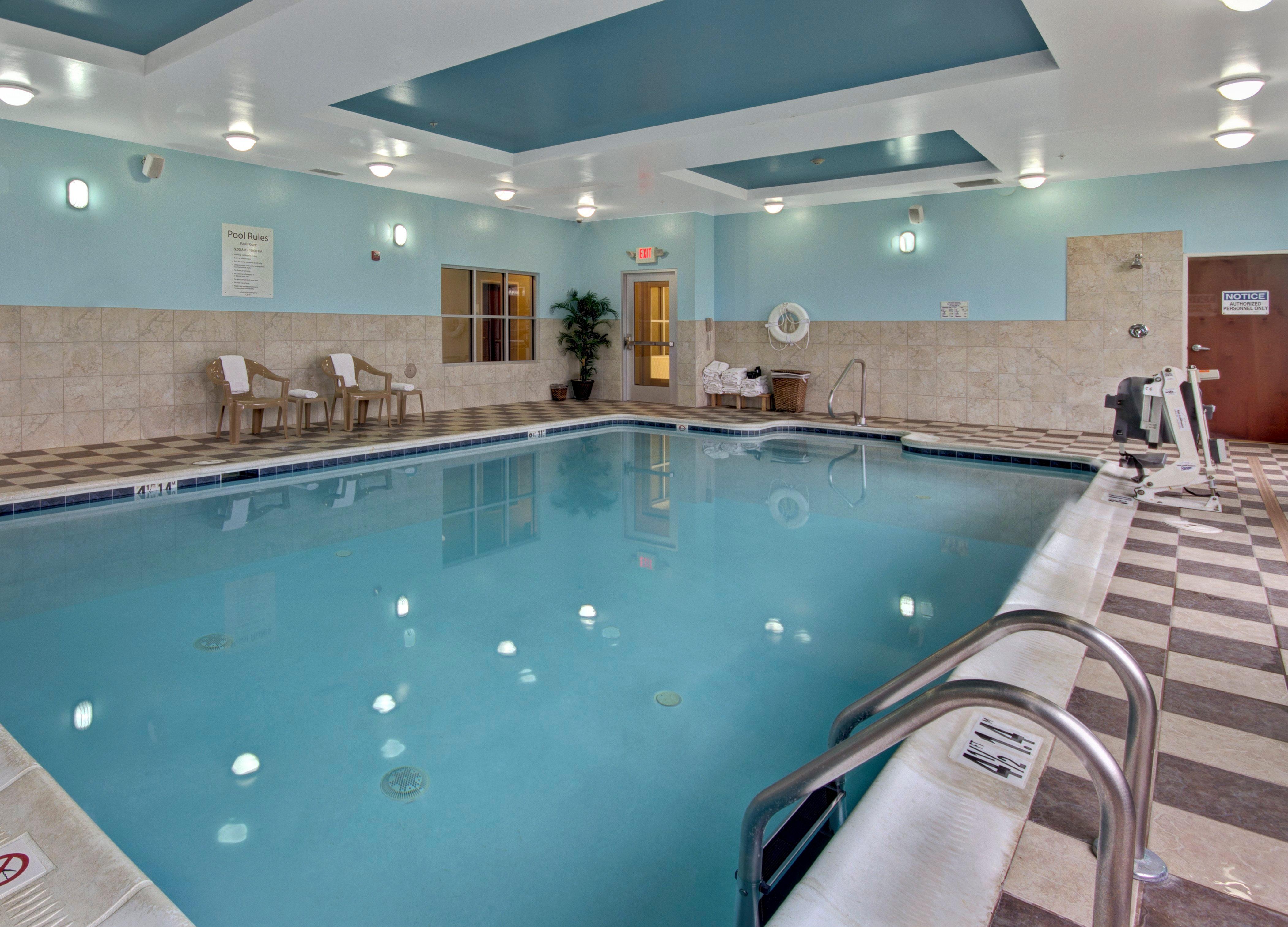 Holiday Inn Christiansburg Blacksburg By Ihg Exteriör bild