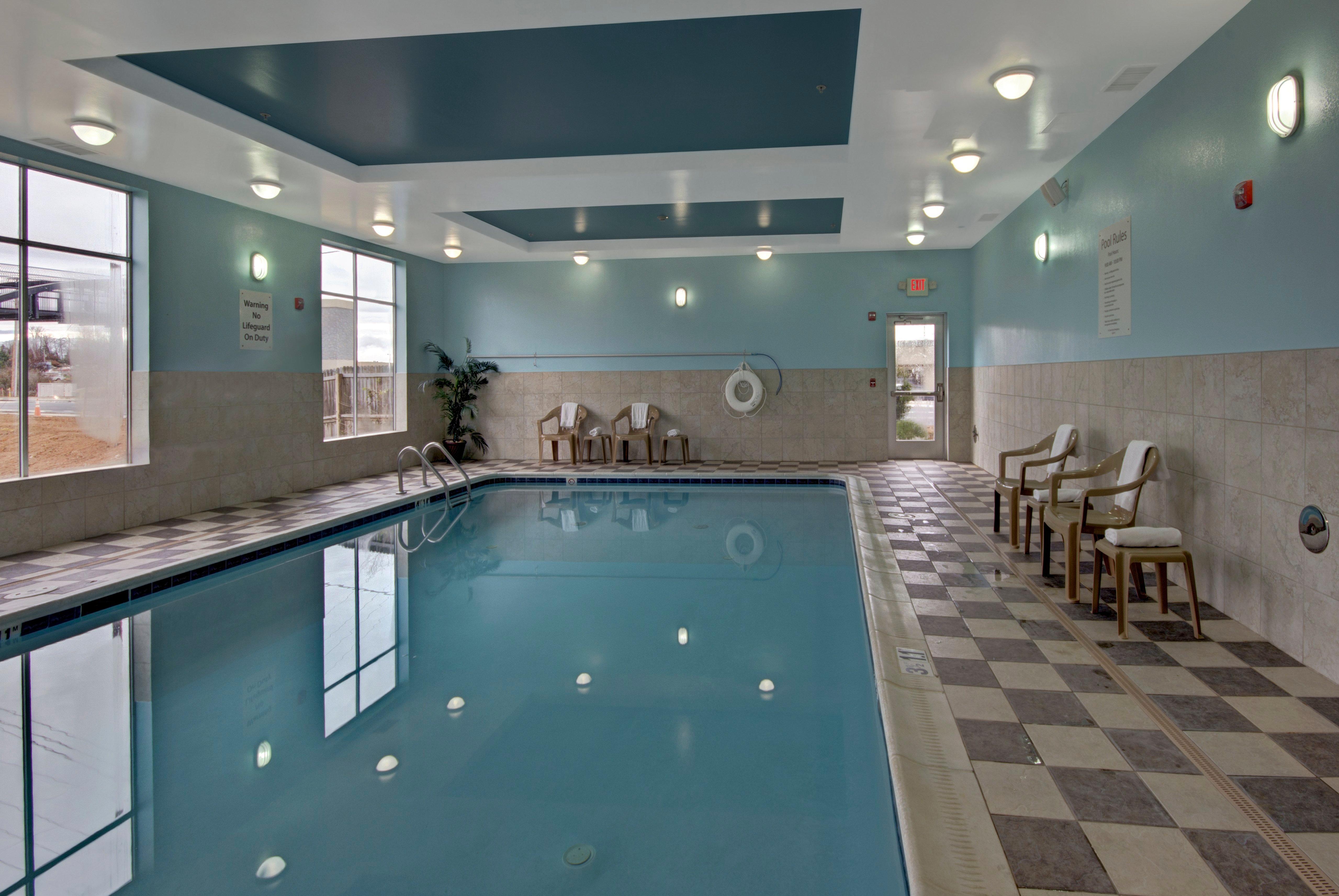 Holiday Inn Christiansburg Blacksburg By Ihg Exteriör bild